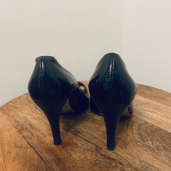 Black Peep Toe Heels Sz-8 - Picture 3 of 6
